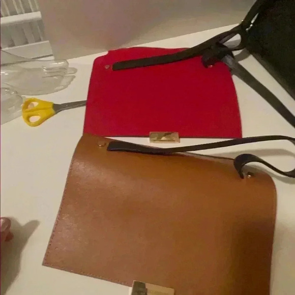 Authentic Antonella Ferrante Italian bag.can change the face with two color. - Picture 3 of 16